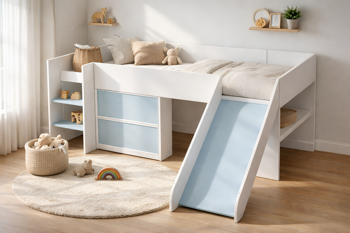 ama alta Montessori infantil Kiddowood con resbaladilla, escritorio integrado y almacenamiento en escalera, personalizable en toda la gama de colores Kiddowood para habitaciones infantiles modernas.